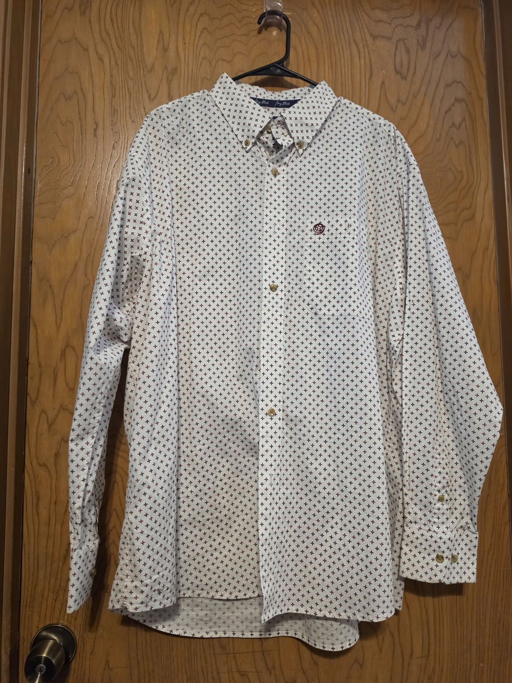 Wrangler George Straight White Button-Up Shirt with Burgundy Micro Pattern